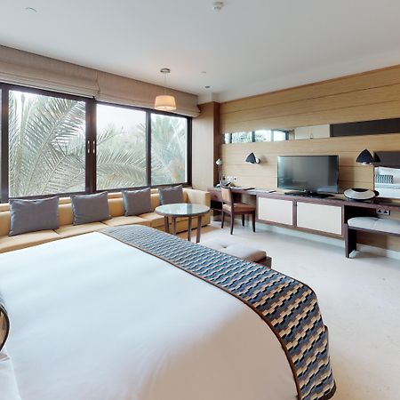 Melia Desert Palm Member Of Melia Collection Dubai Exterior photo A room at the hotel