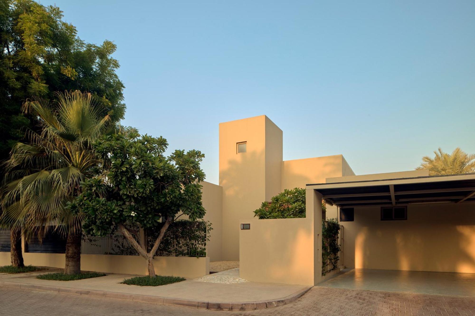 Melia Desert Palm Member Of Melia Collection Dubai Exterior photo The Chapel of St. Francis Xavier
